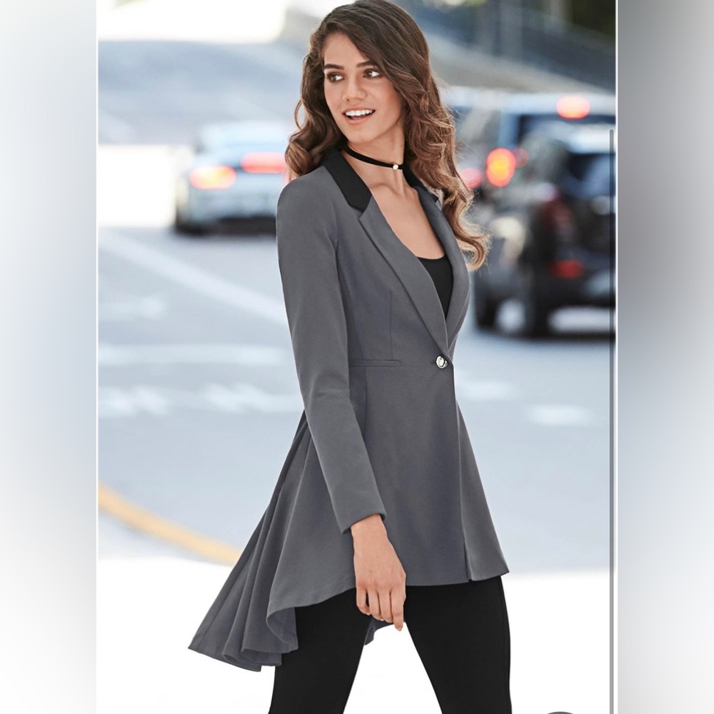 Women’s pleated blazer size 12
